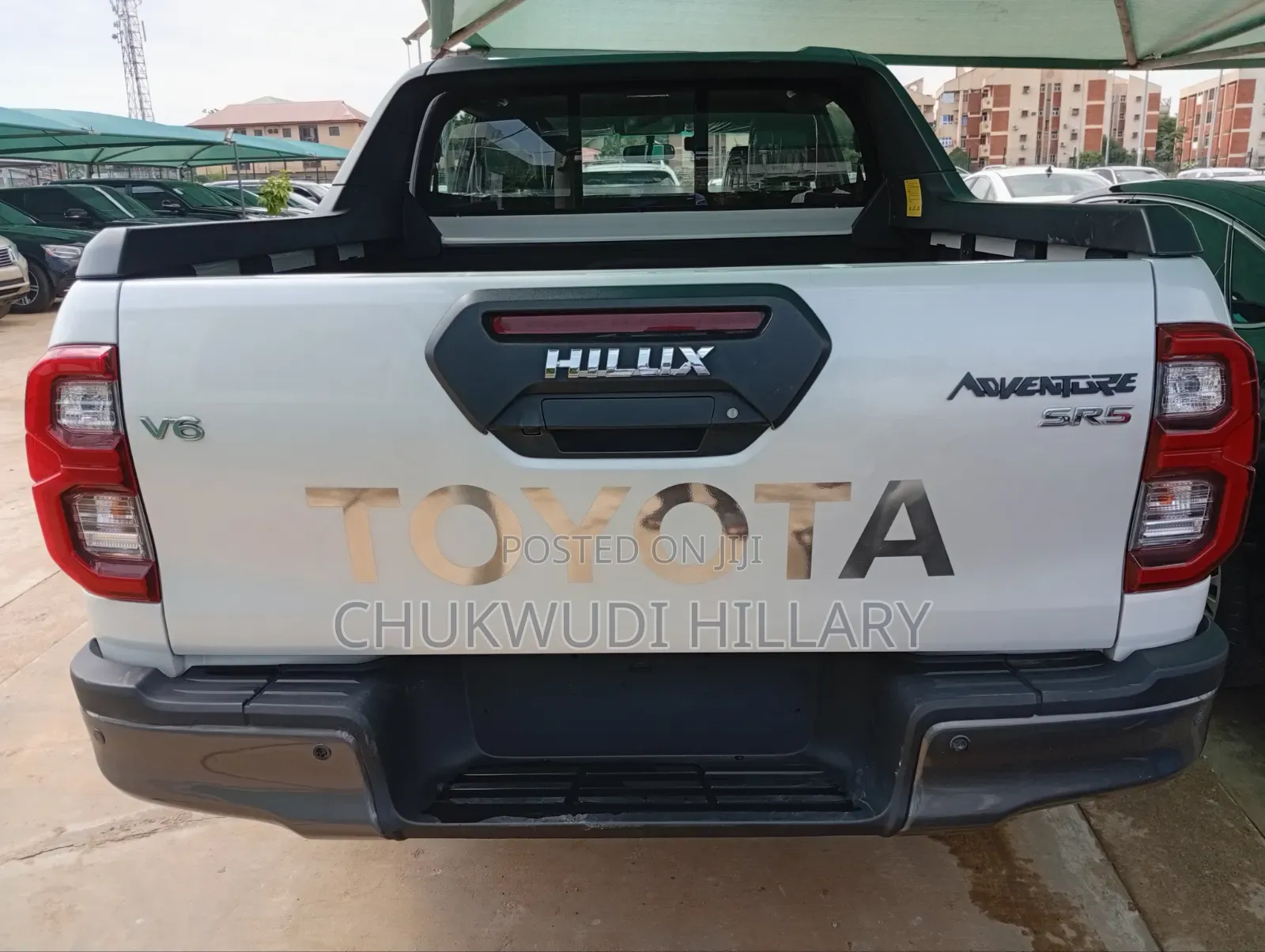 Toyota Hilux 2025 White