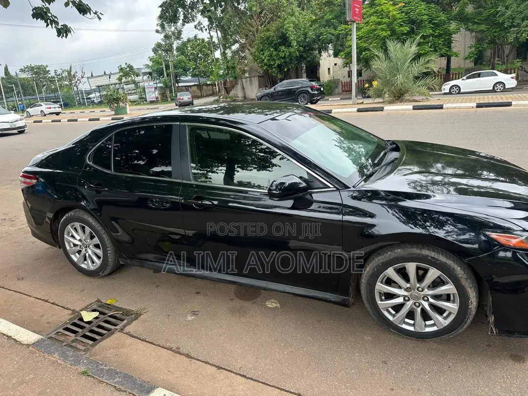 Toyota Camry 2018 Black