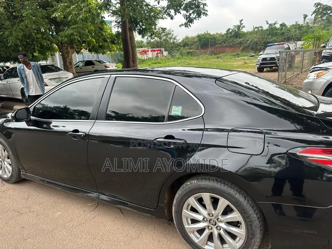 Toyota Camry 2018 Black