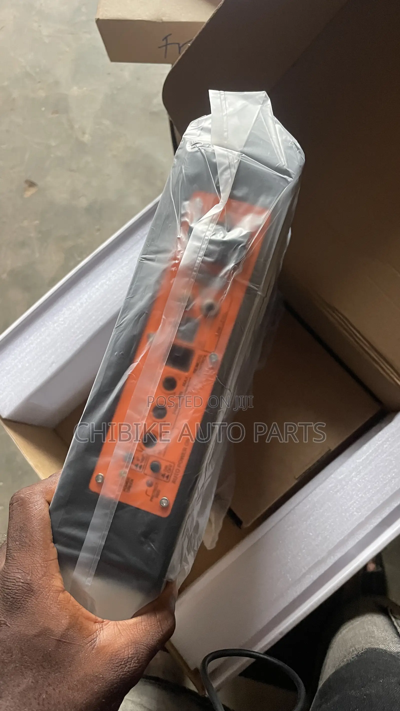 JBL Under Seat Woofer 6000watss Pro Bass