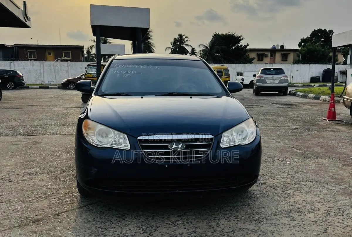 Hyundai Elantra 2009 Blue