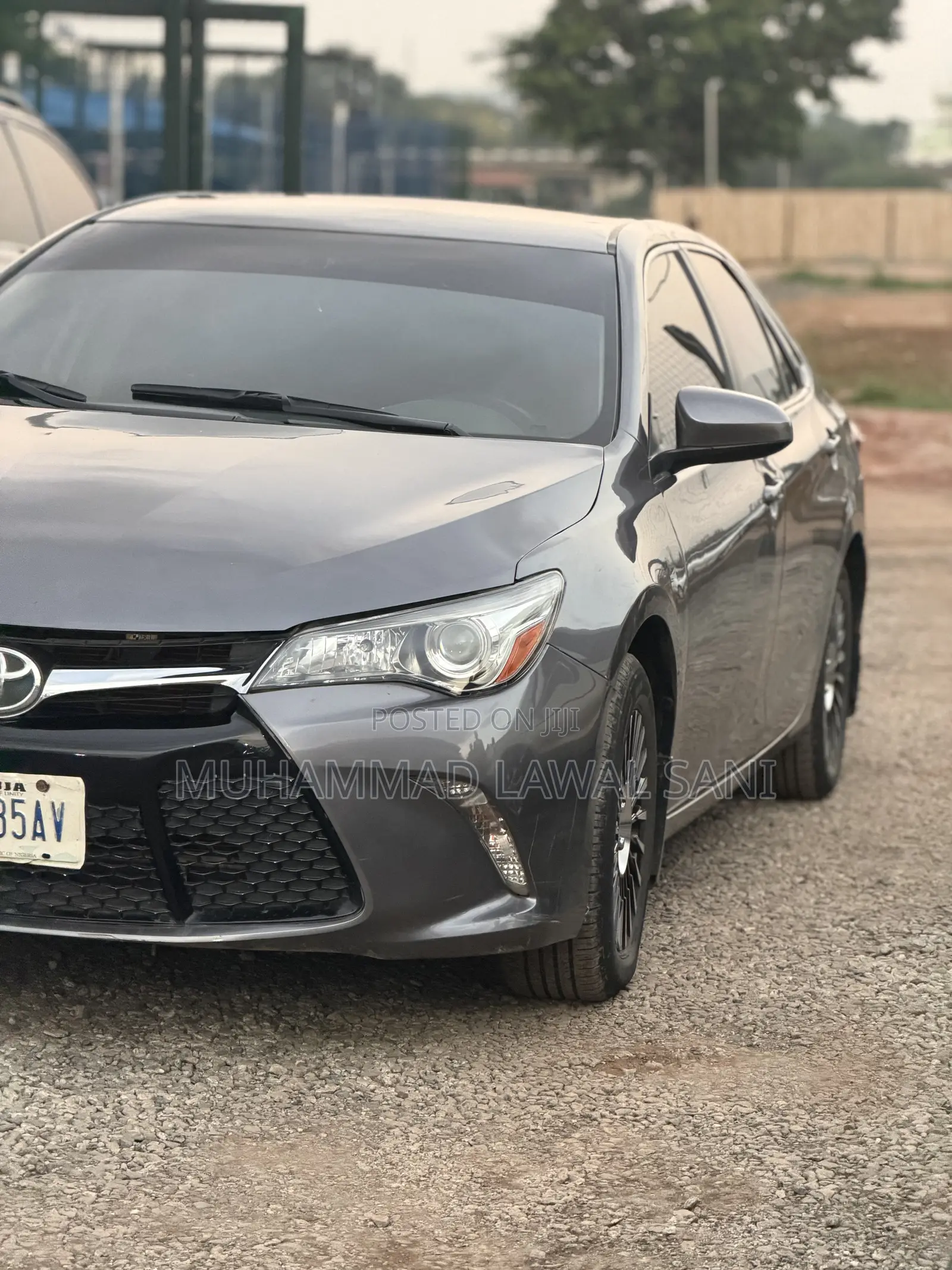 Toyota Camry 2016 Gray