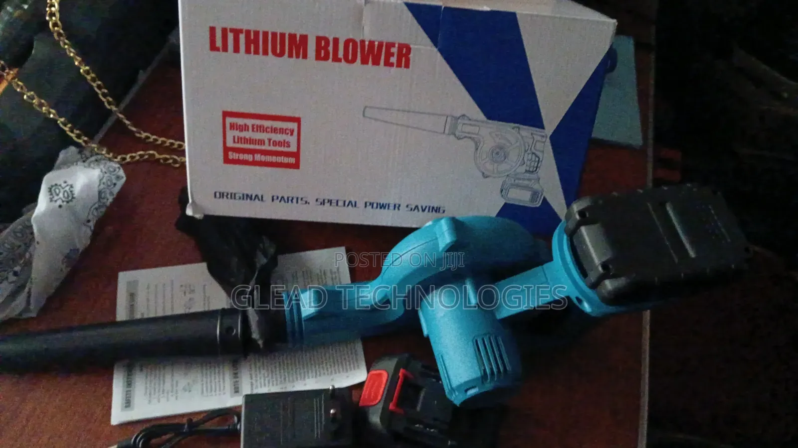 Battery Vacuum Blower