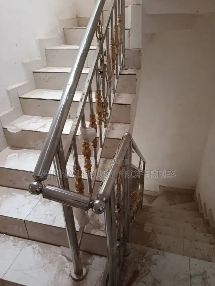 5bdrm Duplex in Katampe Main for rent