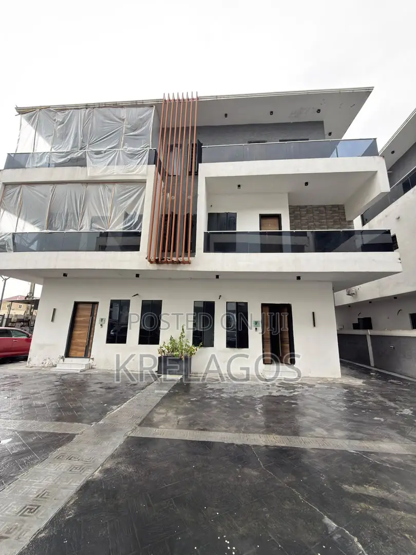 5bdrm Duplex in Ikate for sale