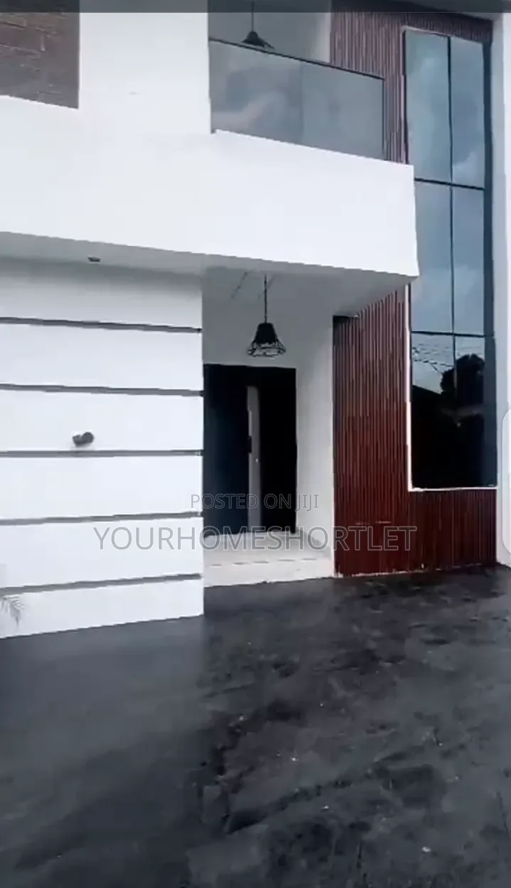 New Luxury 4 Bedroom Fully Detached With Swimming Pool (Self Compound)