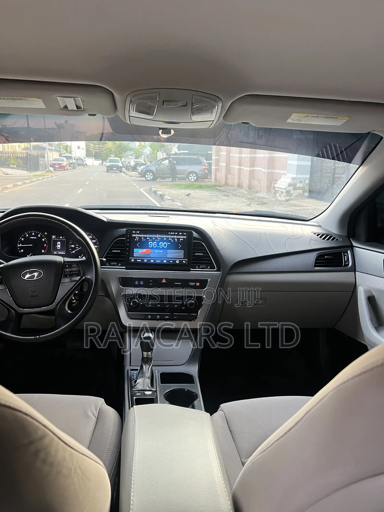 Hyundai Sonata Base Sedan FWD (2.4L 4cyl 6A) 2016 Black