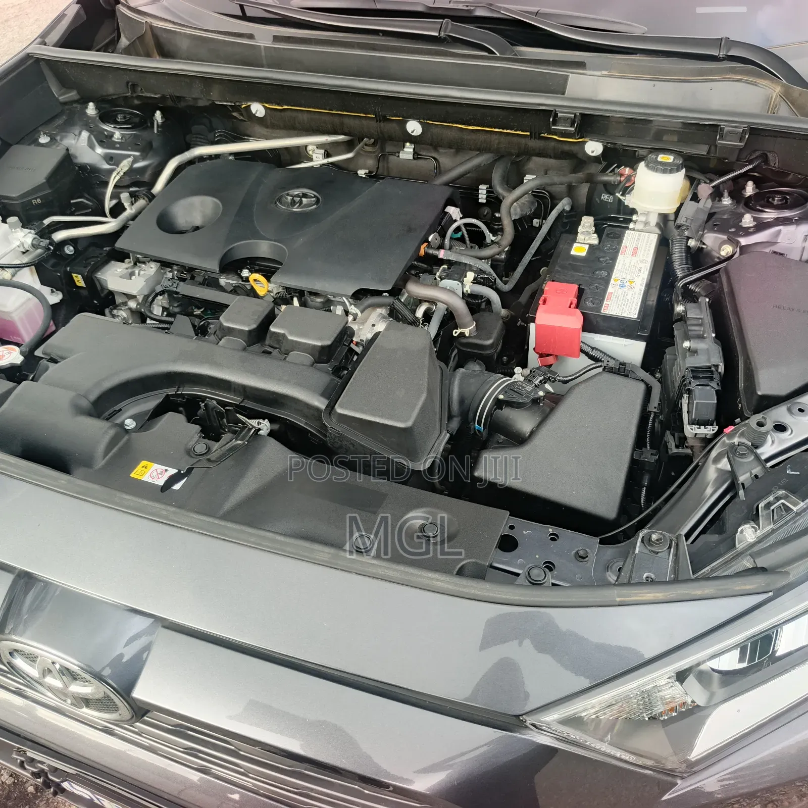 Toyota RAV4 2025 Gray