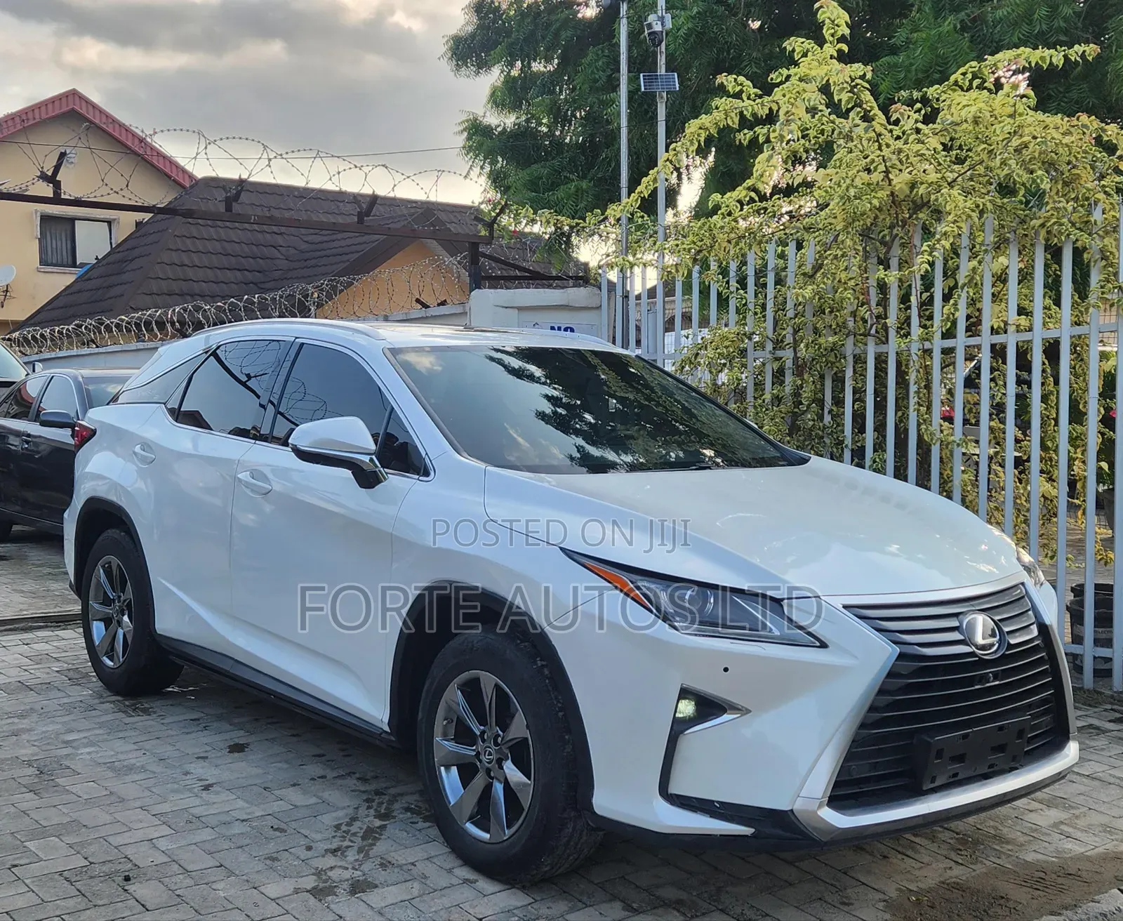 Lexus RX 300 4WD 2018 White