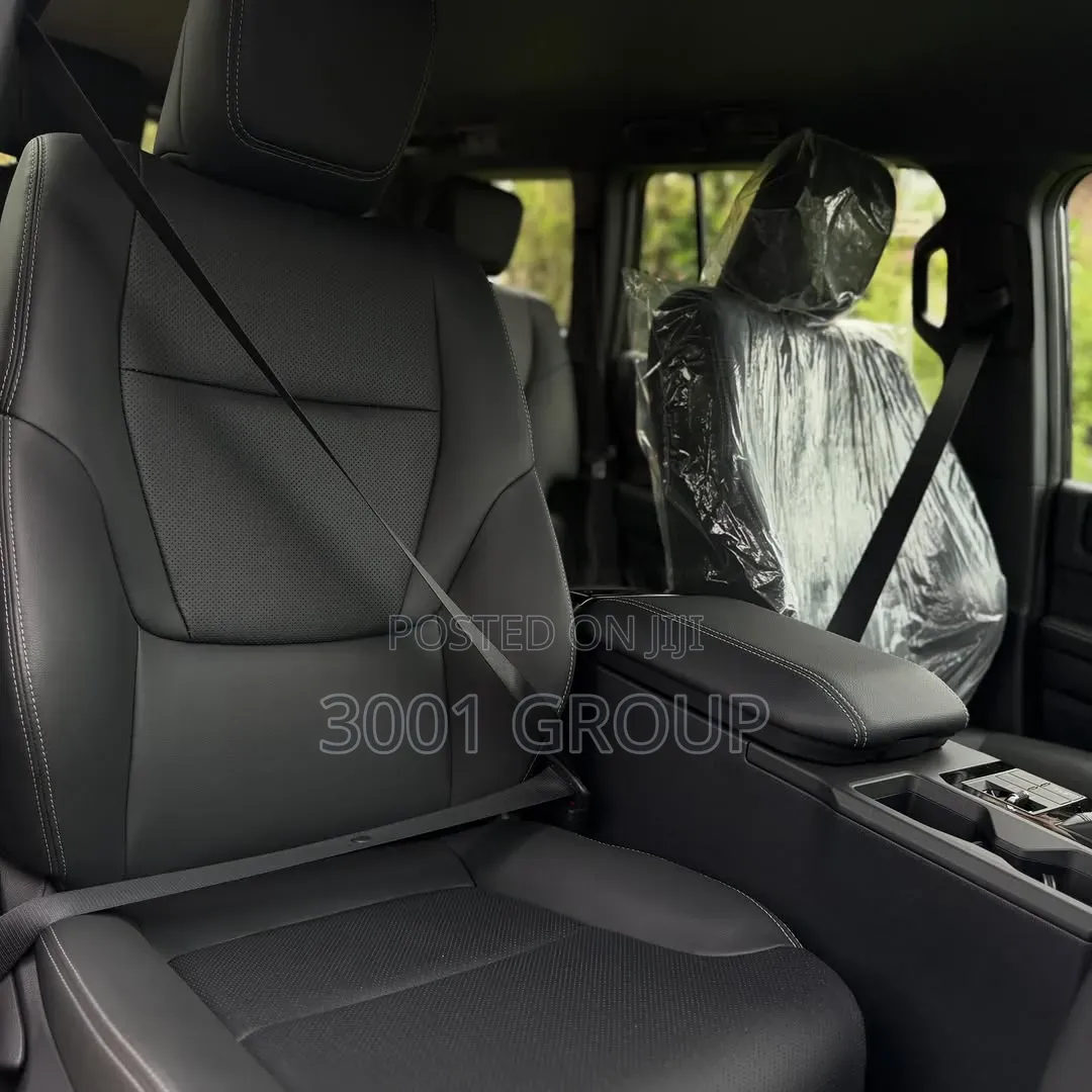 New Toyota Land Cruiser Prado 2026 Black