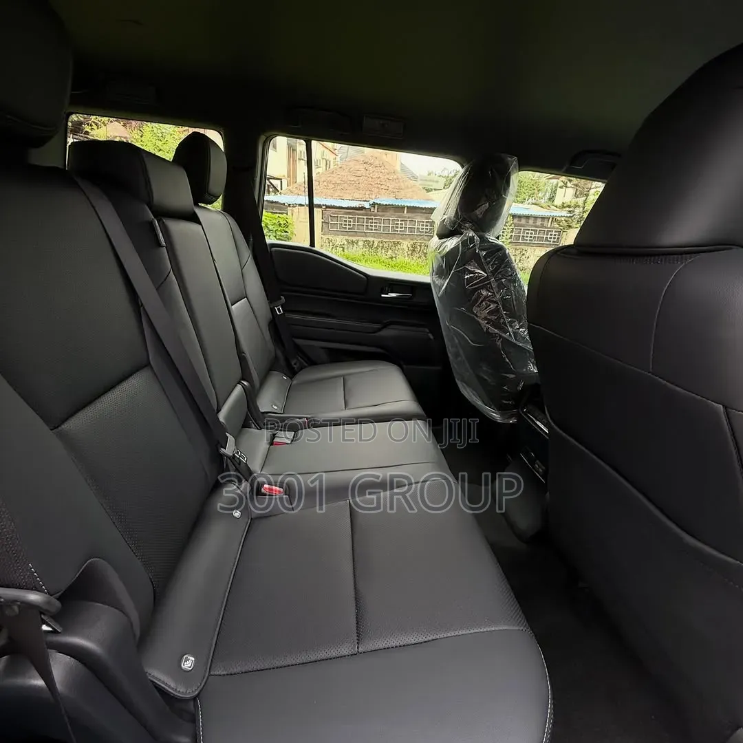 New Toyota Land Cruiser Prado 2026 Black
