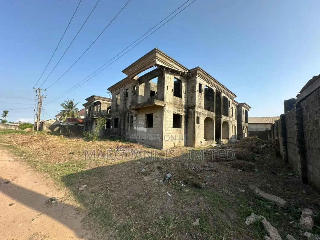 20bdrm Block Of Flats In Rabaka, Ibeshe / Ikorodu For Sale