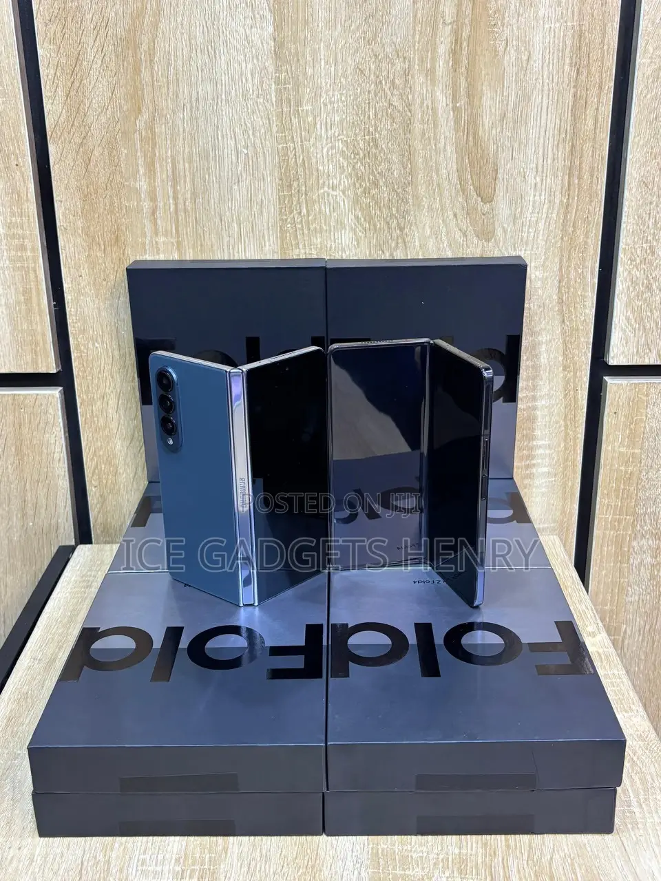 New Samsung Galaxy Z Fold4 256 GB