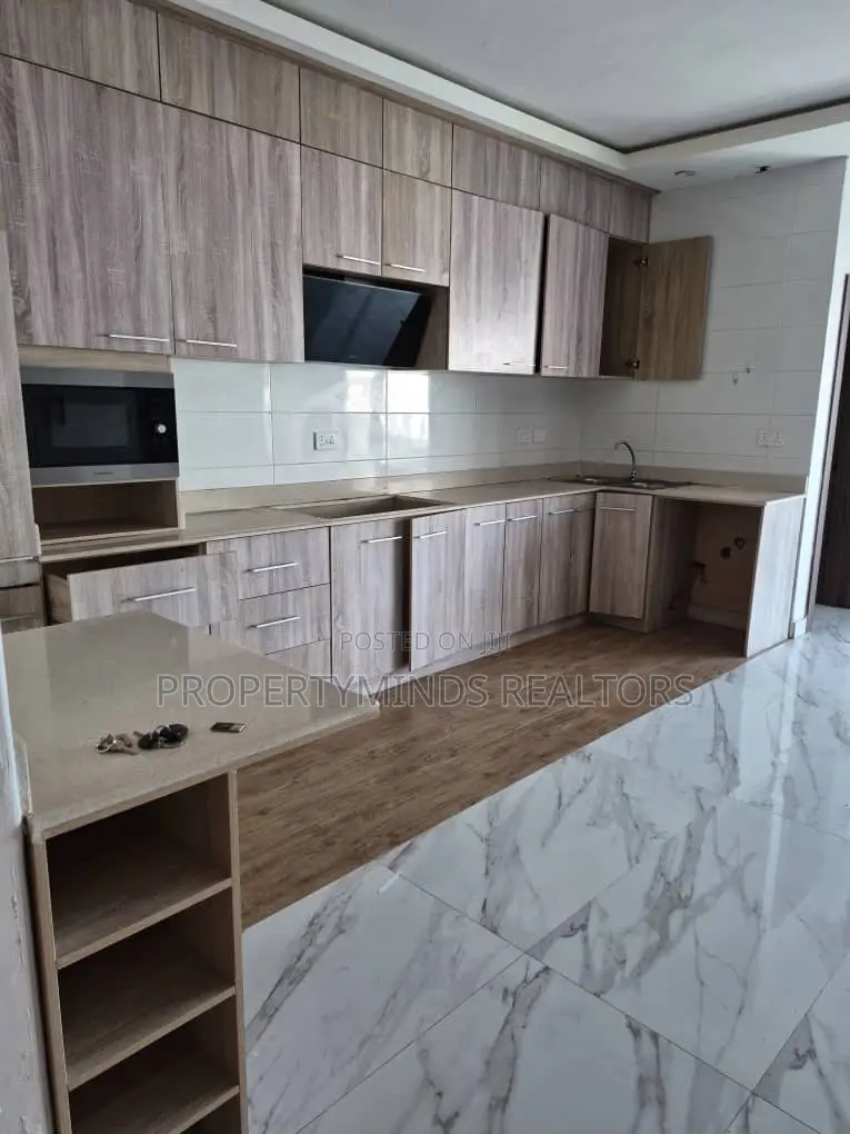 2bdrm Apartment in Perinwinkle, Lekki Phase 1 for rent
