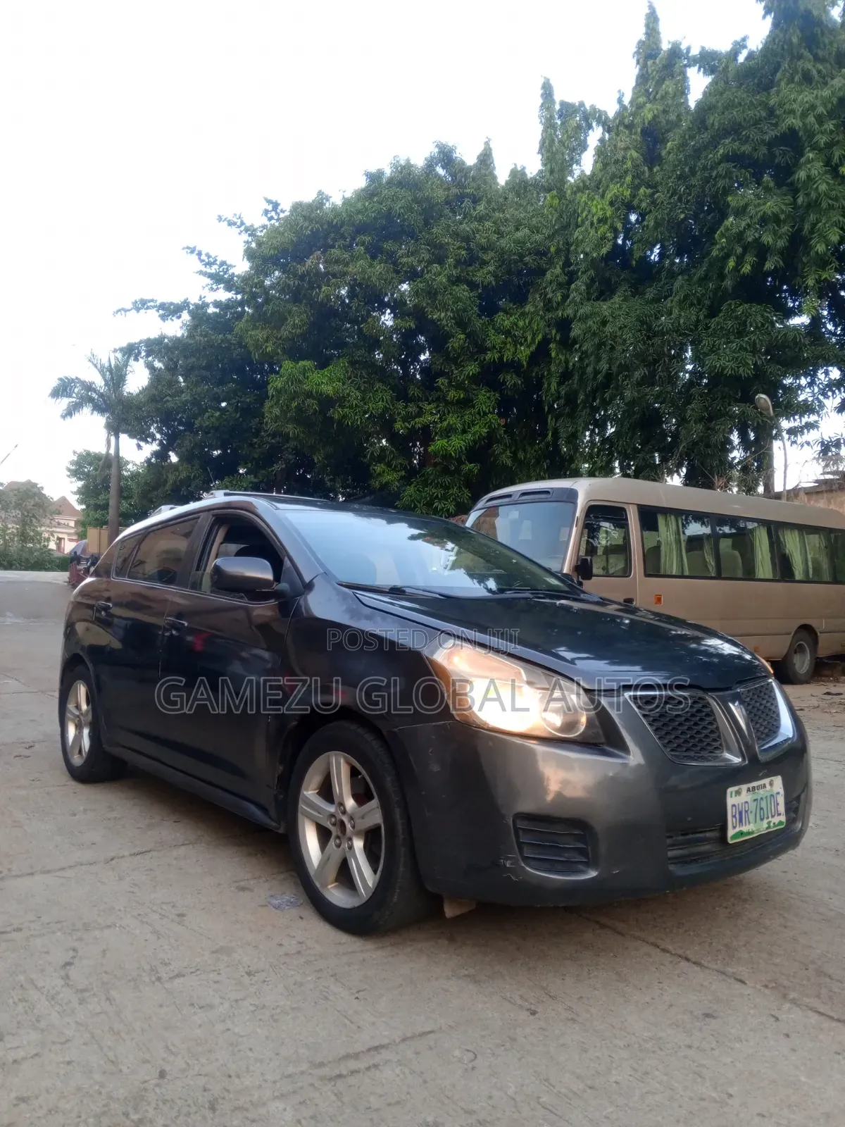 Pontiac Vibe 2009 Gray