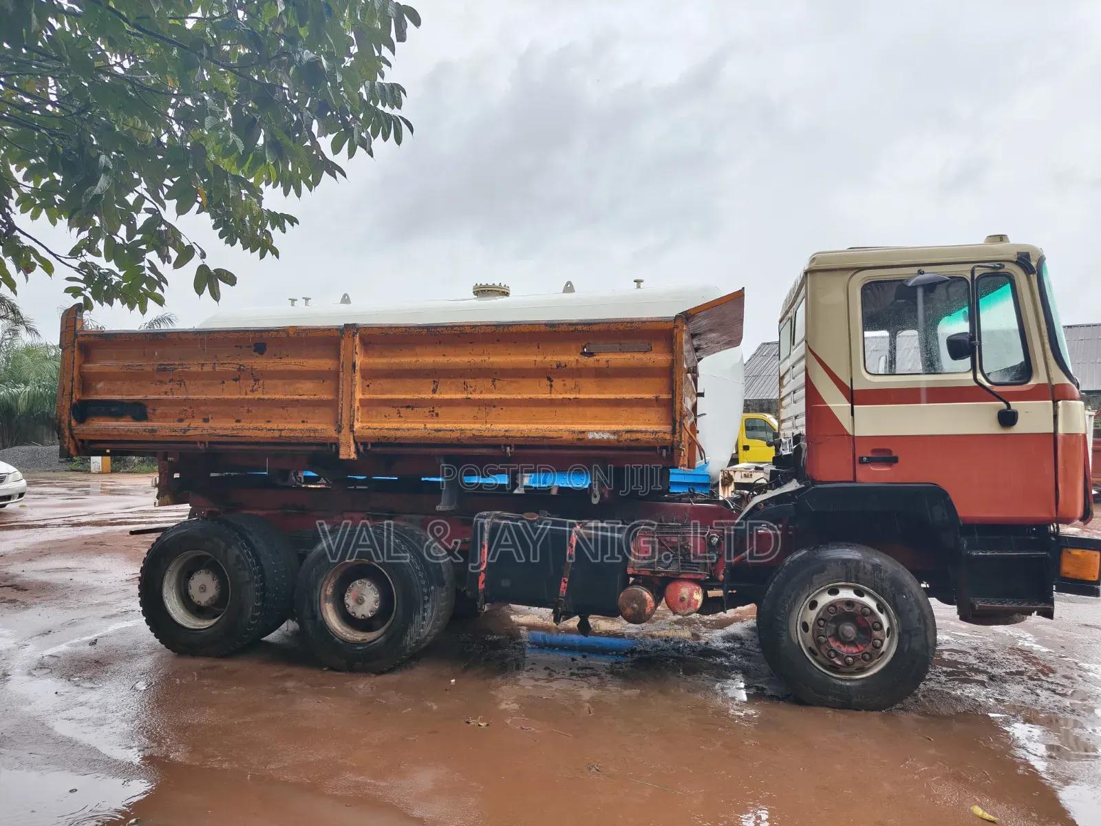 Man Diesel 10 Tyres Tipper Truck - Nigerian Use
