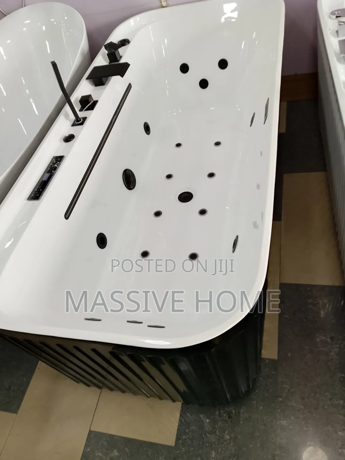 Luxury Acrylic Jacuzzi Tub With Full Accessories