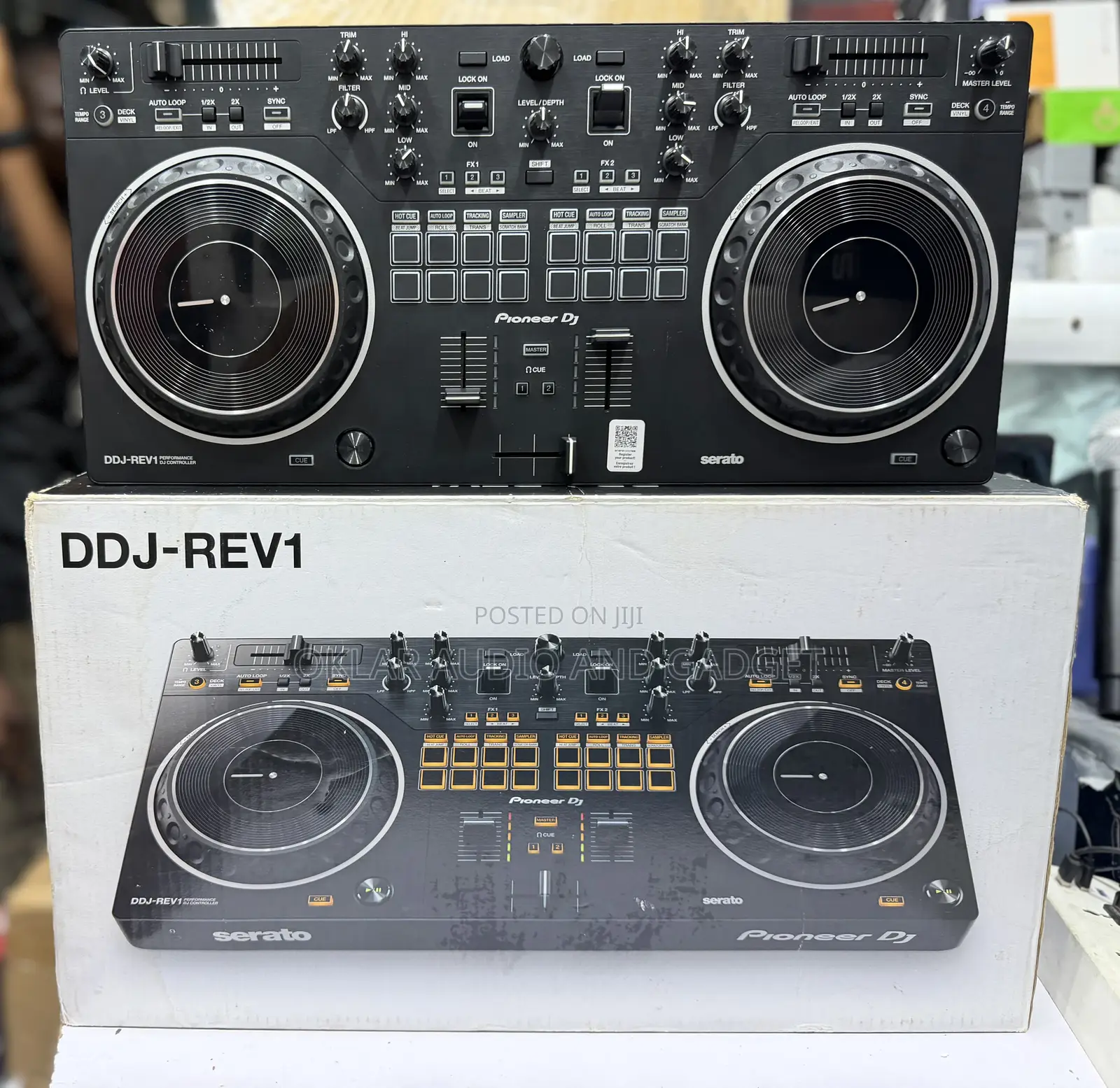 Pioneer DDJ-Rev 1 Dj Controller (Used With Carton)