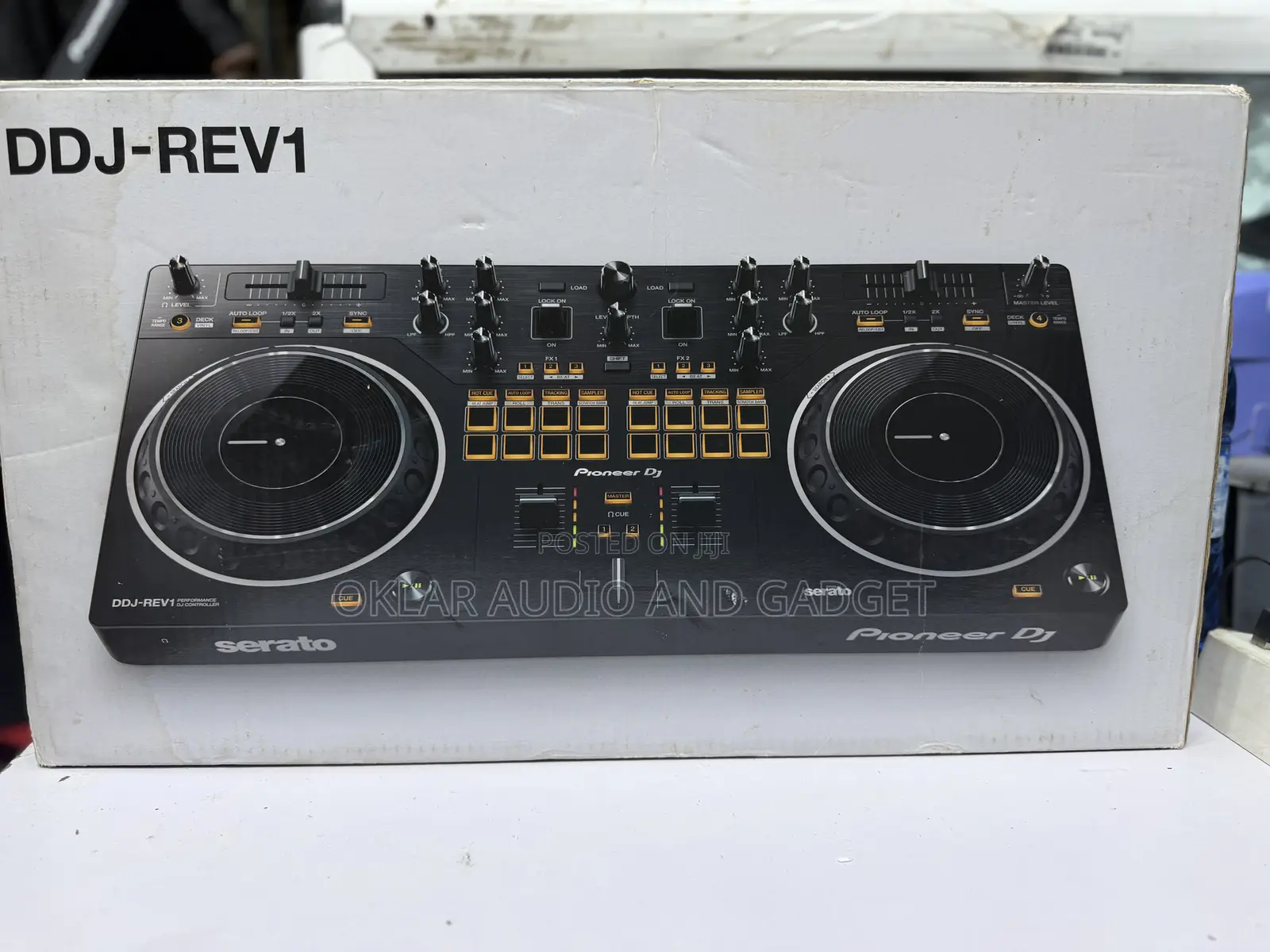 Pioneer DDJ-Rev 1 Dj Controller (Used With Carton)