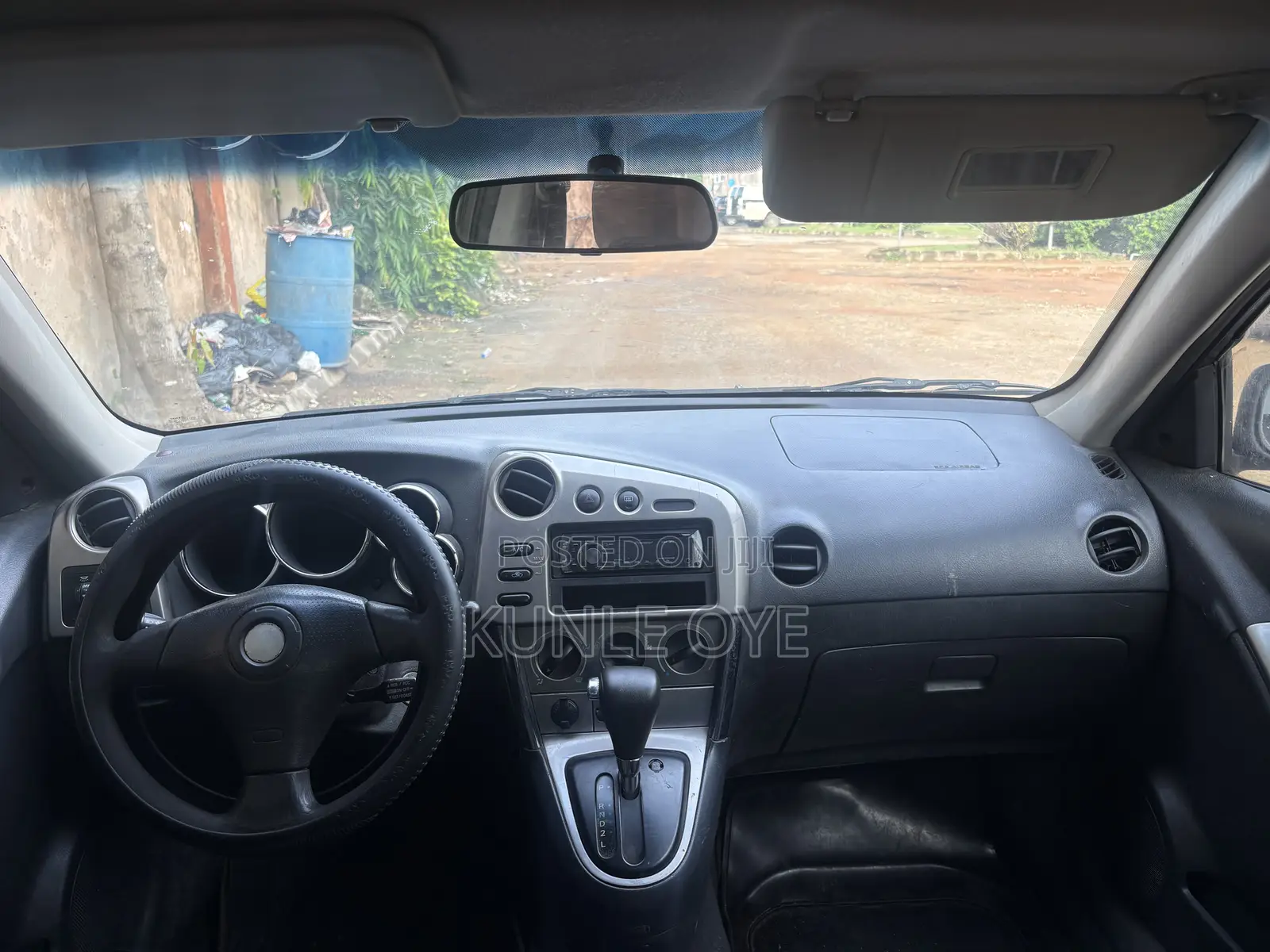 Toyota Matrix Standard FWD (1.8L 4cyl 5M) 2004 Gray