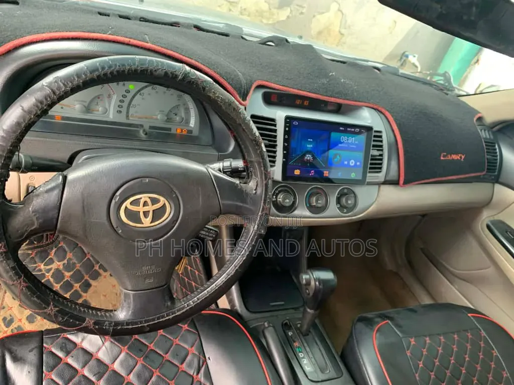 Toyota Camry 2004 Gray