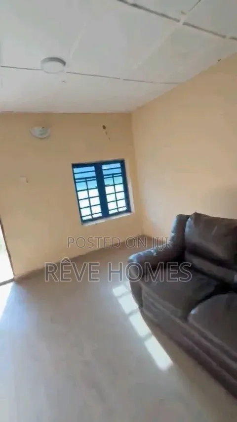 2bdrm Apartment in Oworonshoki / Gbagada for rent