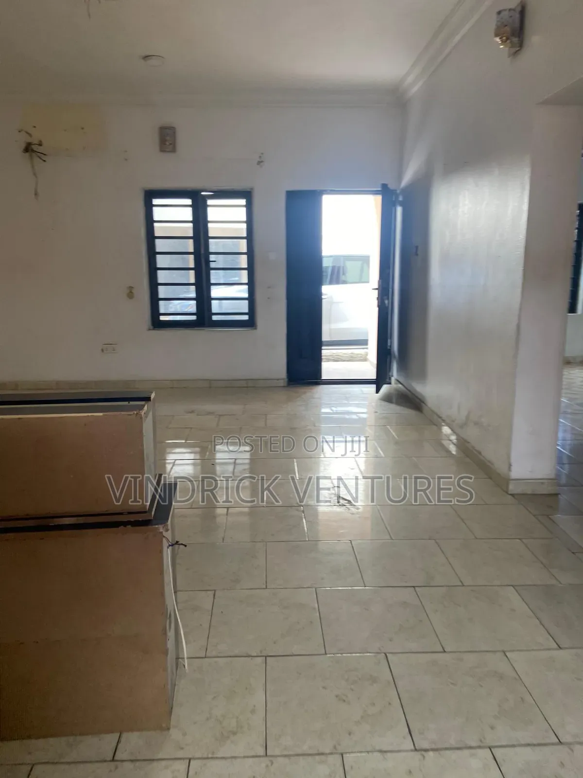 2bdrm Apartment in Mobil Road, Ilaje / Lekki for rent