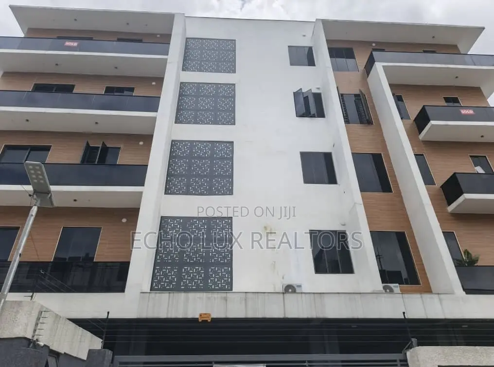 Furnished 2bdrm Apartment in Ikate for sale