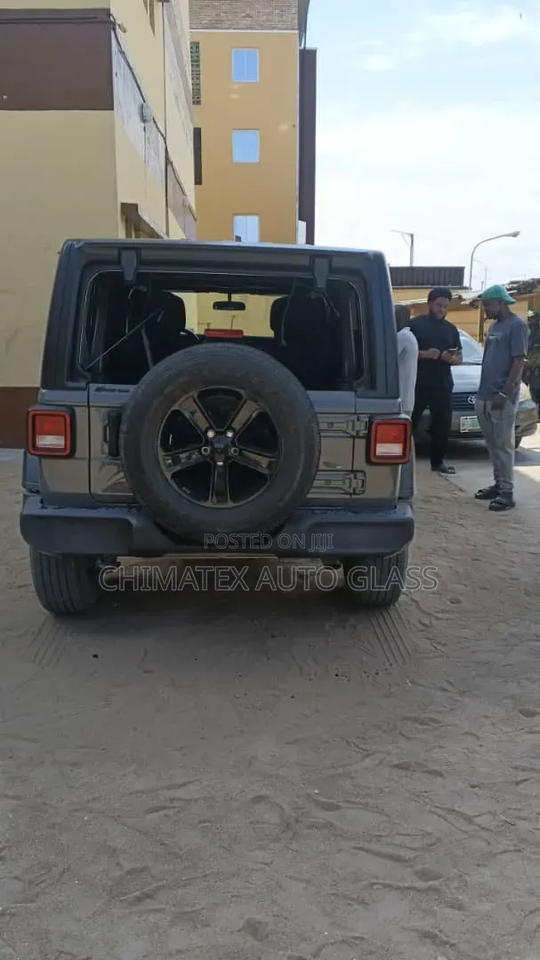 2020 Wrangler Jeep Back Windscreen Glass Available at Chimatex