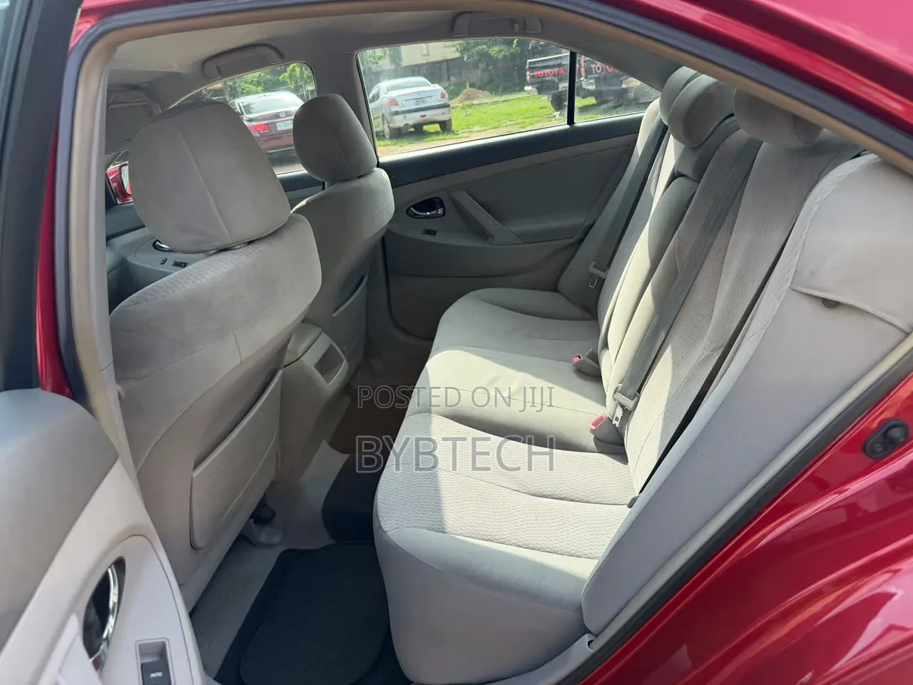 Toyota Camry LE 4dr Sedan (2.5L 4cyl 6AM) 2010 Red