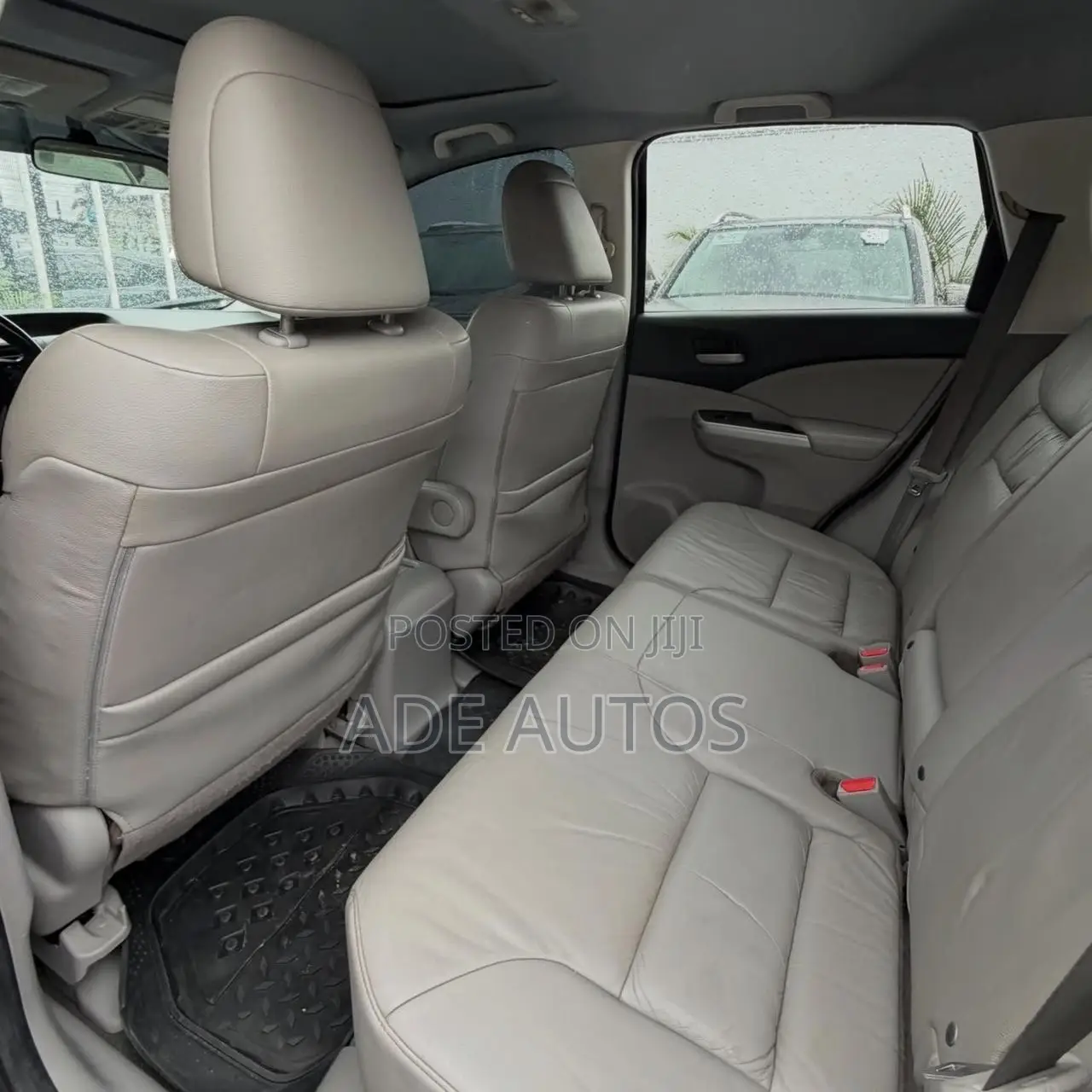 Honda CR-V 2013 Red