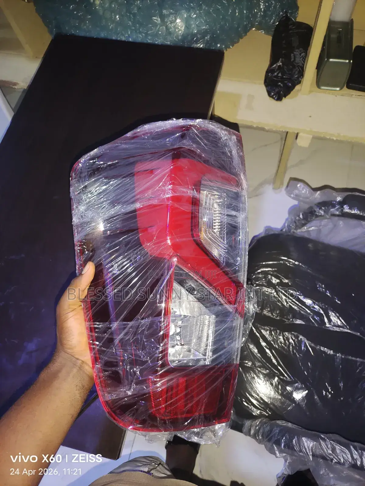 Nissan Navara 2022 Back Light Set