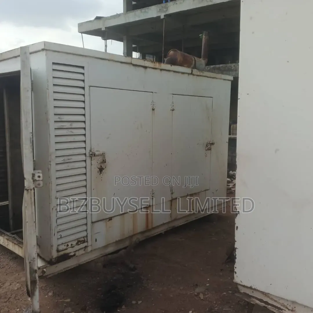 200kva Perkins Diesel Generator Set, 2 Years Warranty.