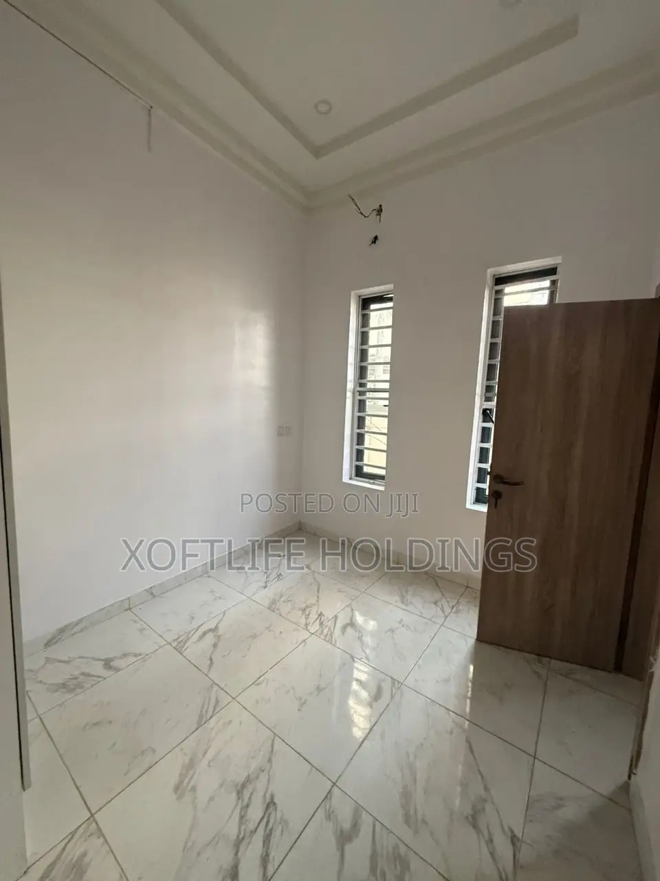 Mini Flat in Ikota for rent
