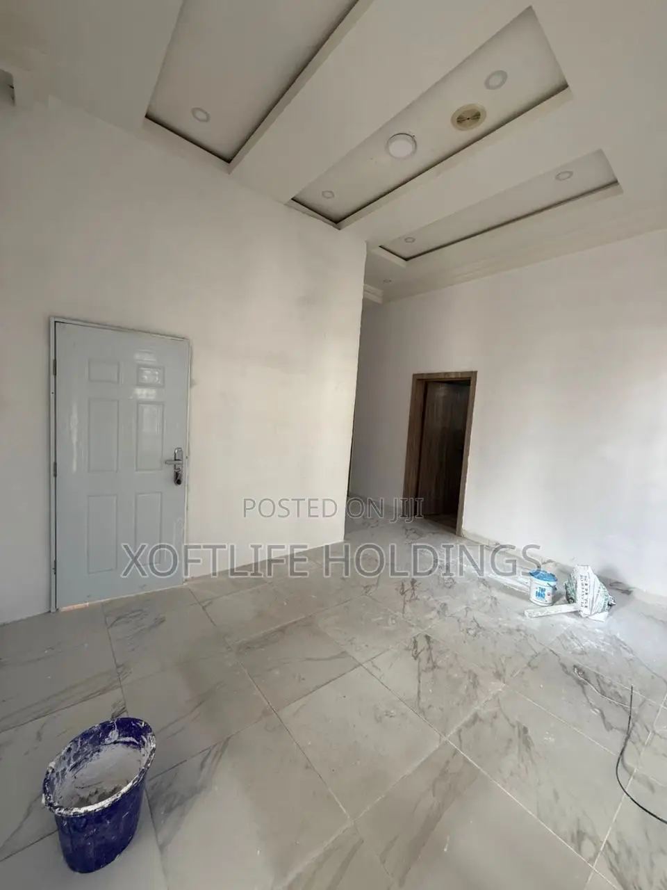 Mini Flat in Ikota for rent