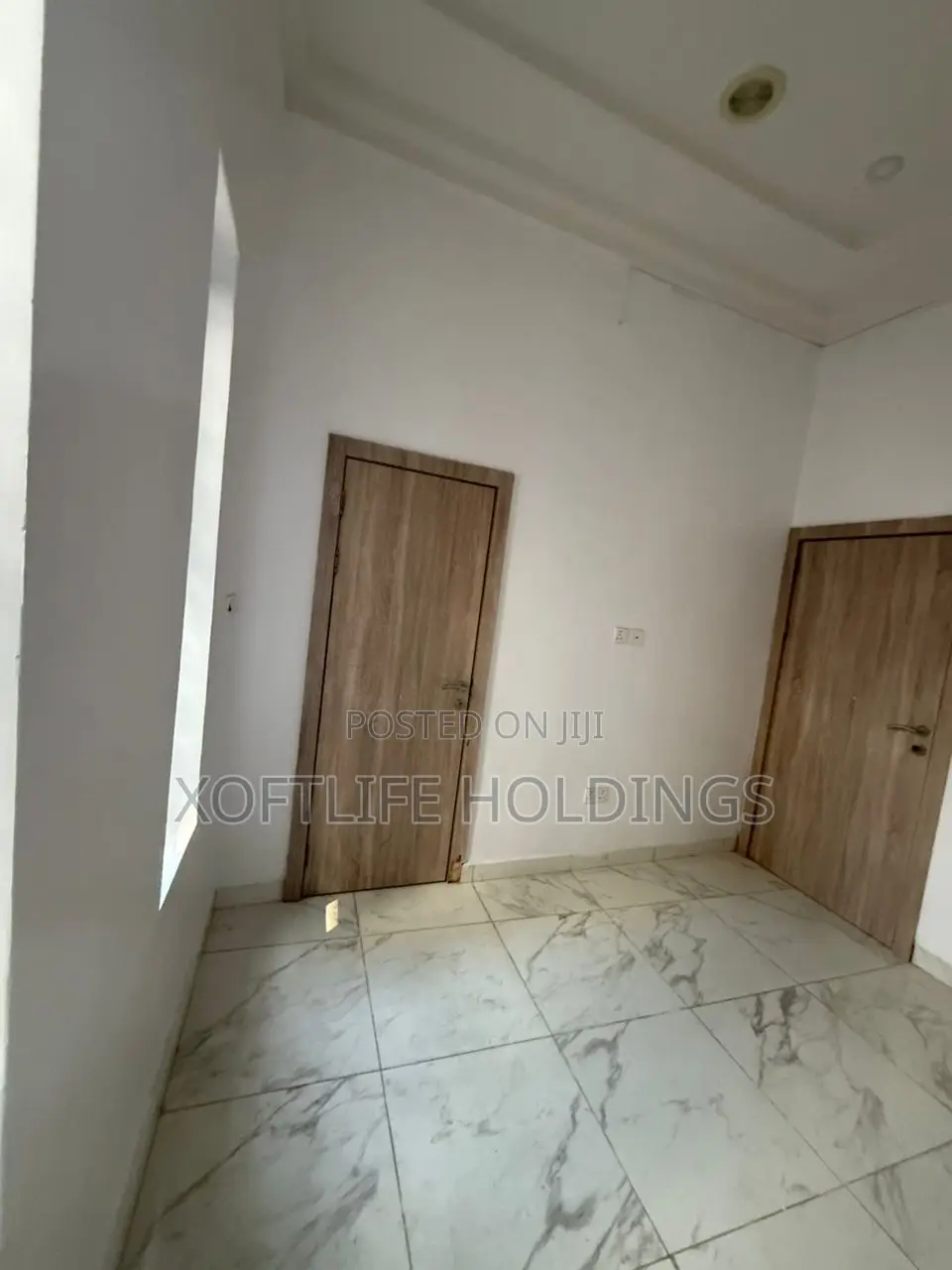 Mini Flat in Ikota for rent