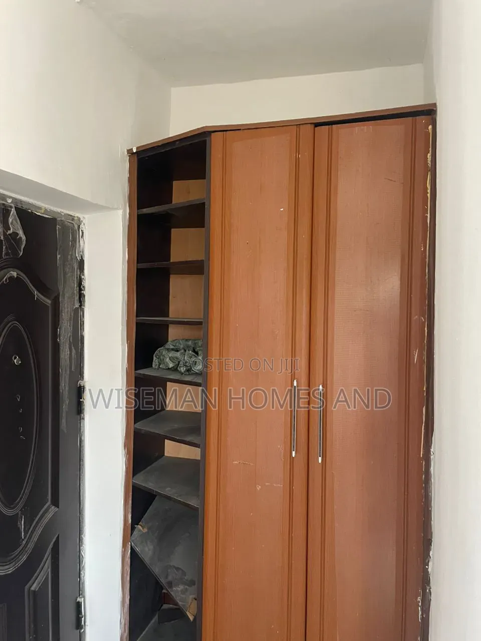 2bdrm Apartment in Opposite Crown for rent