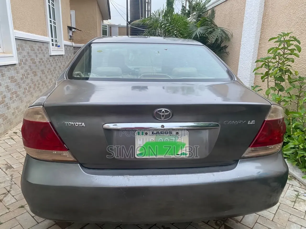 Toyota Camry 2005 Gray