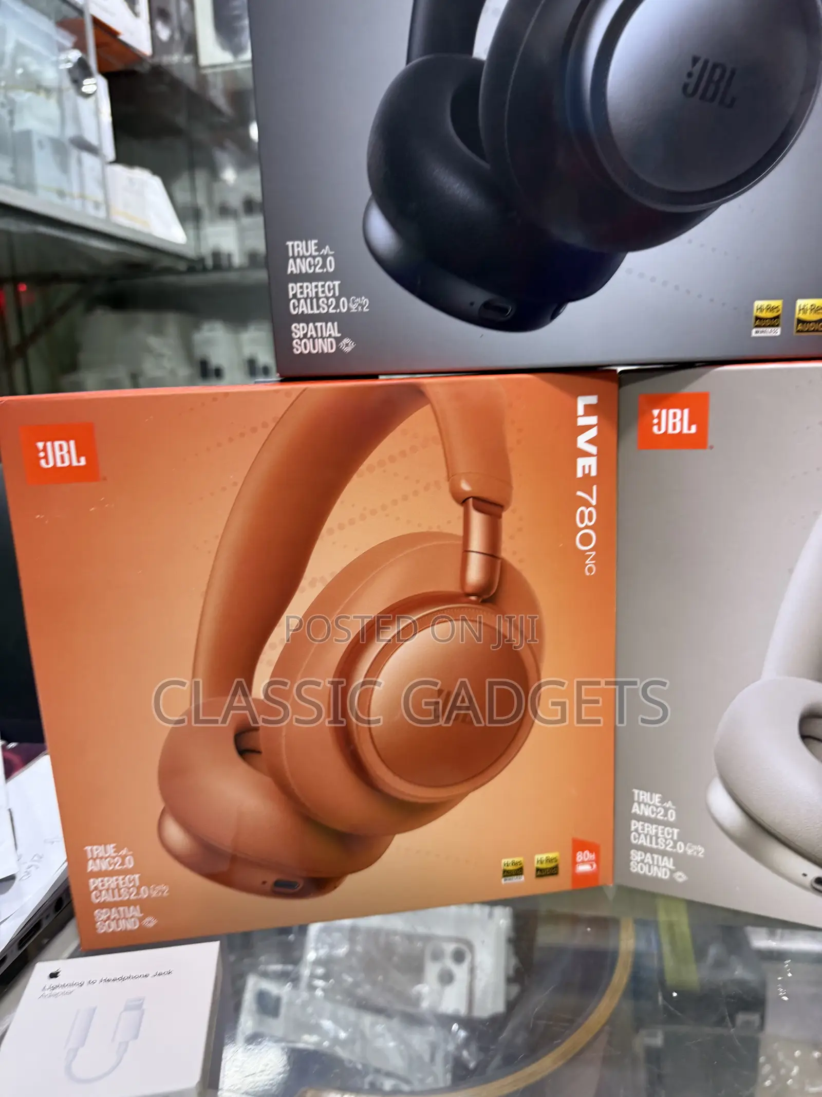 JBL Live 780nc Over-Ear True Adaptive Noise Cancelling Headphone
