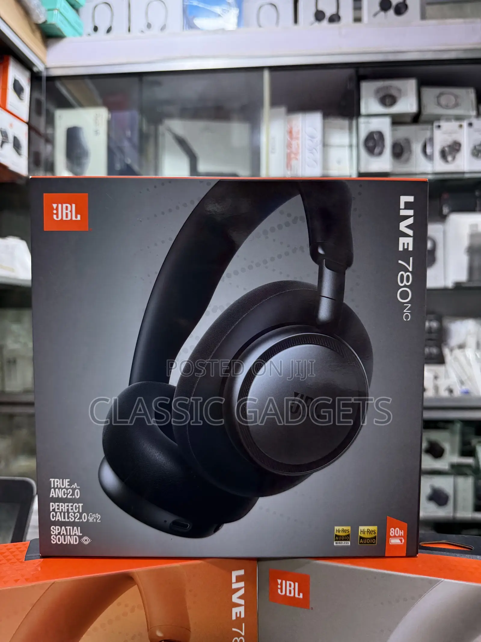 JBL Live 780nc Over-Ear True Adaptive Noise Cancelling Headphone