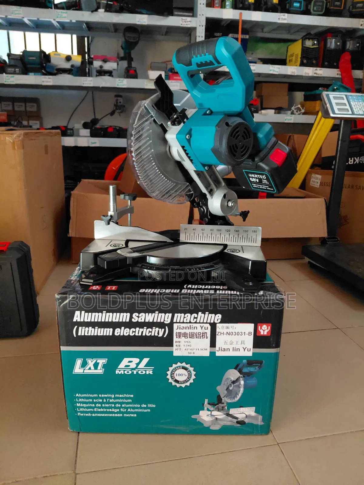 Rechargable Mitre Saw Machine