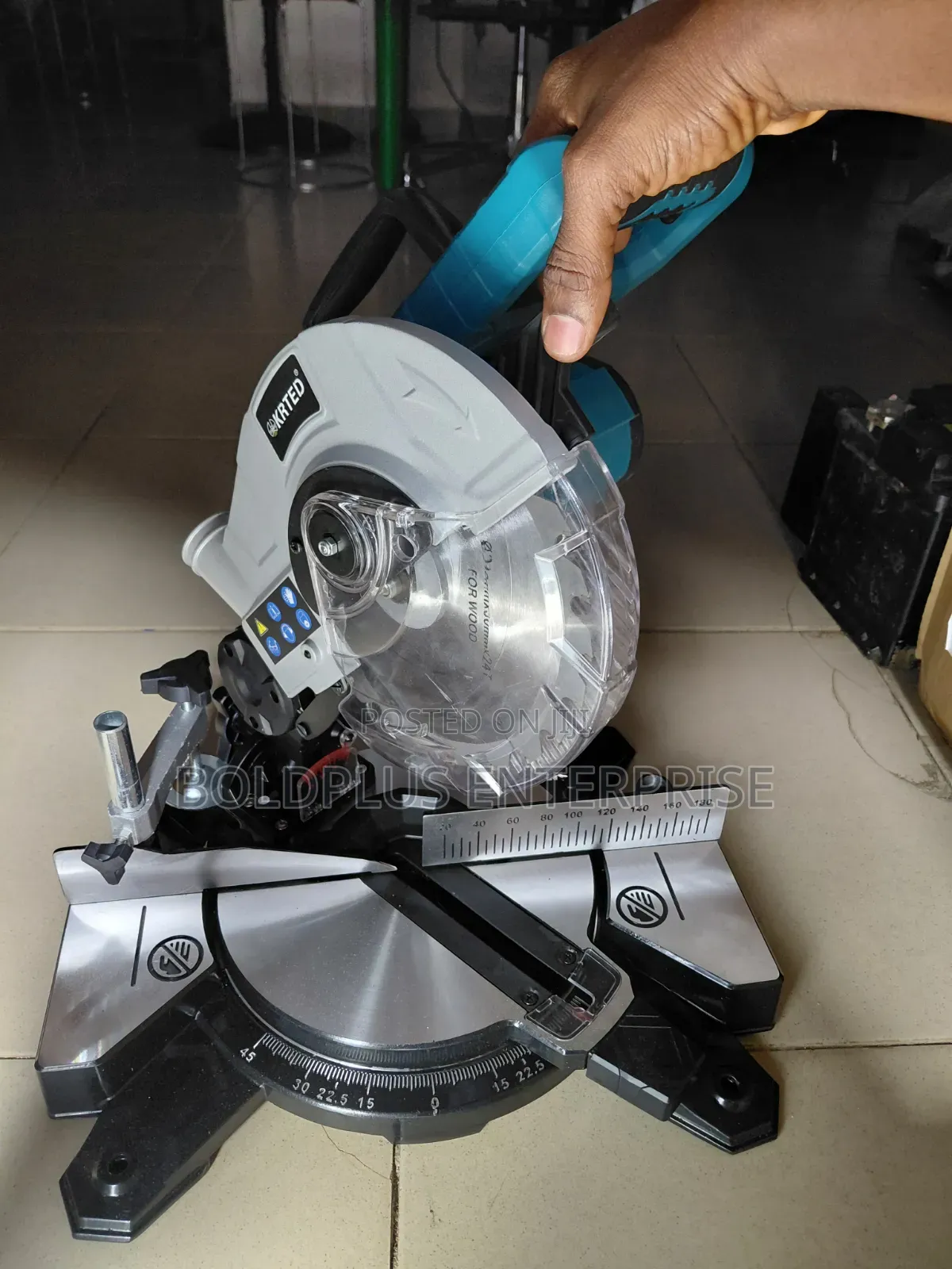 Rechargable Mitre Saw Machine