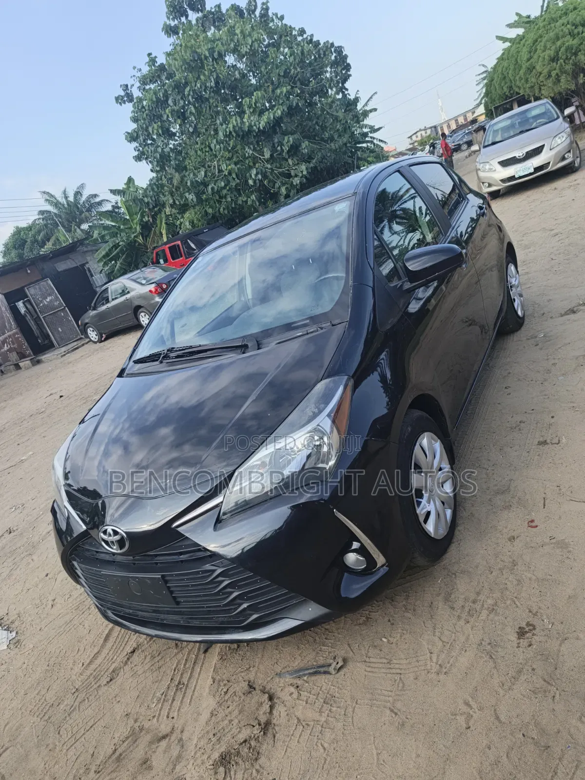 Toyota Yaris 2015 Black