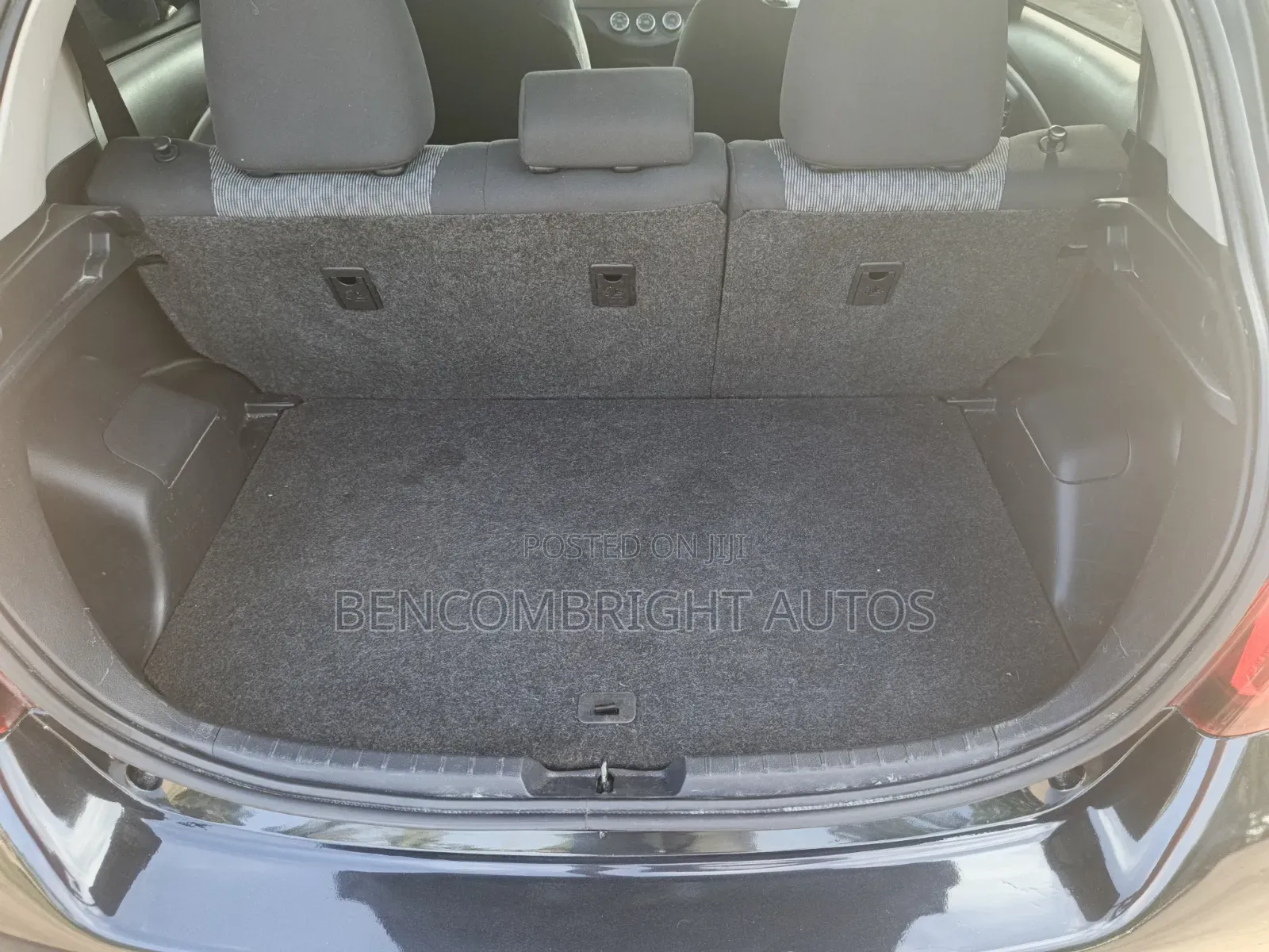 Toyota Yaris 2015 Black