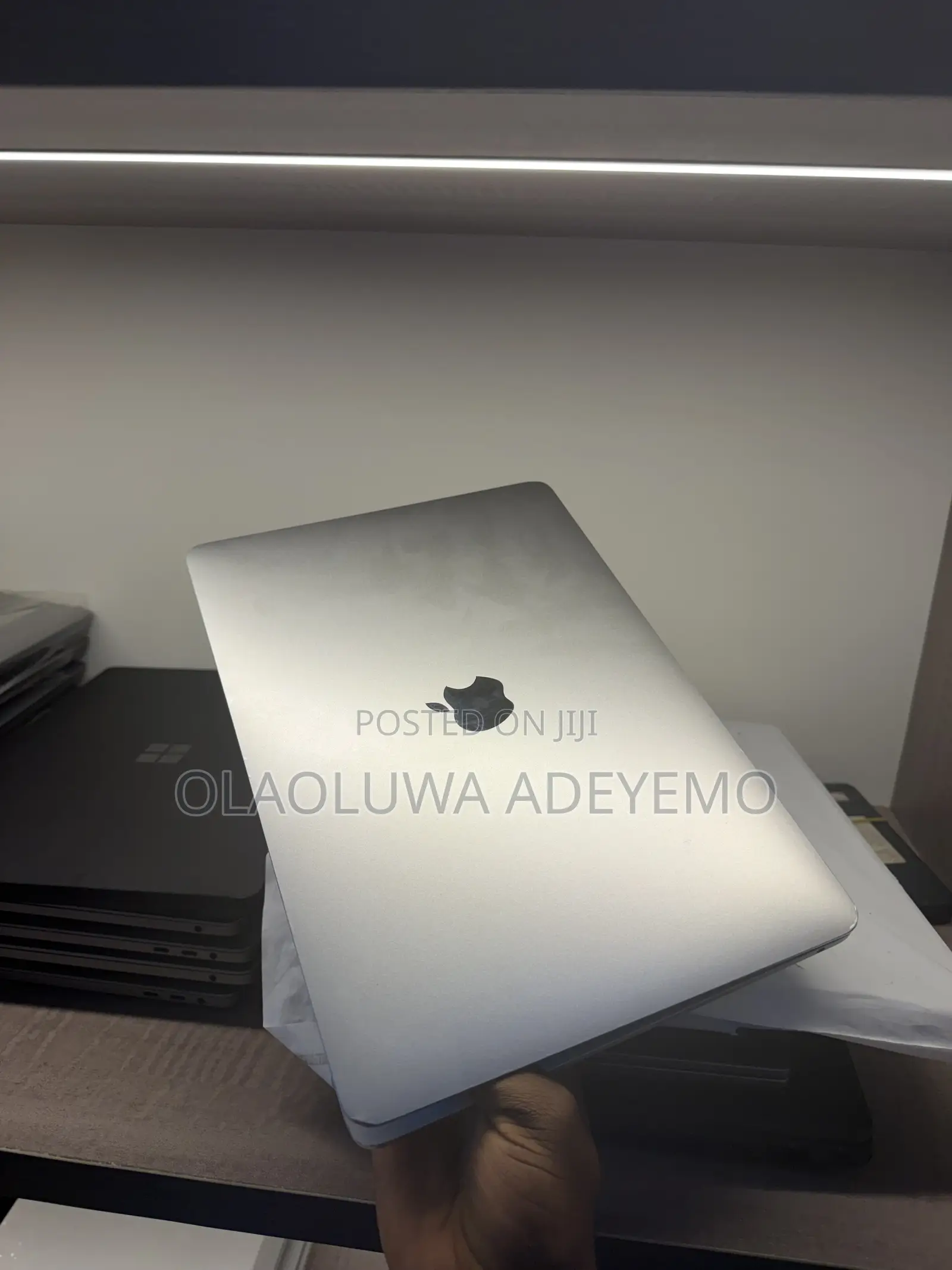 Laptop Apple MacBook Pro 2020 16GB Apple M1 SSD 512GB