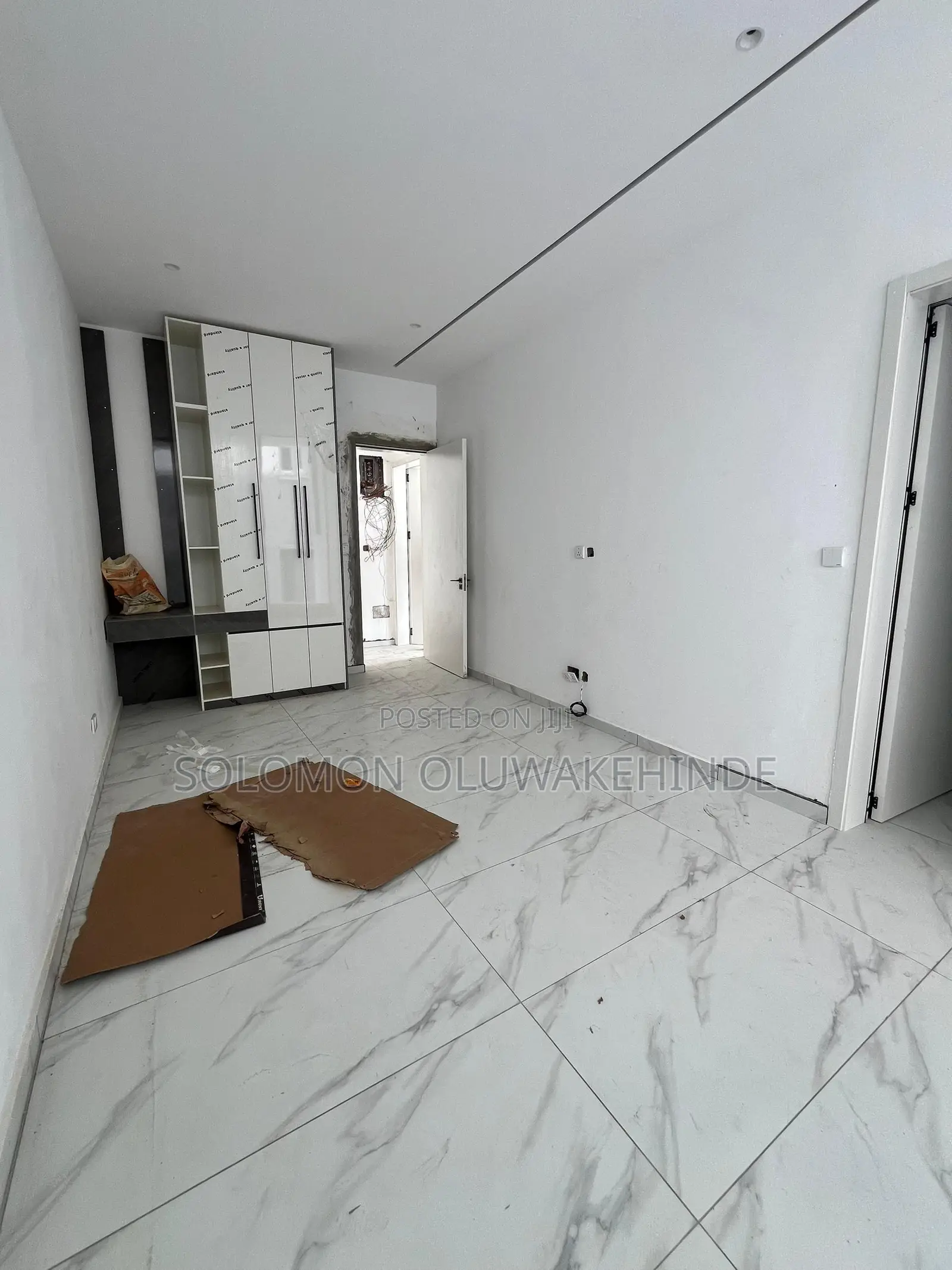 2bdrm Apartment in Lekki Phase 1 for sale