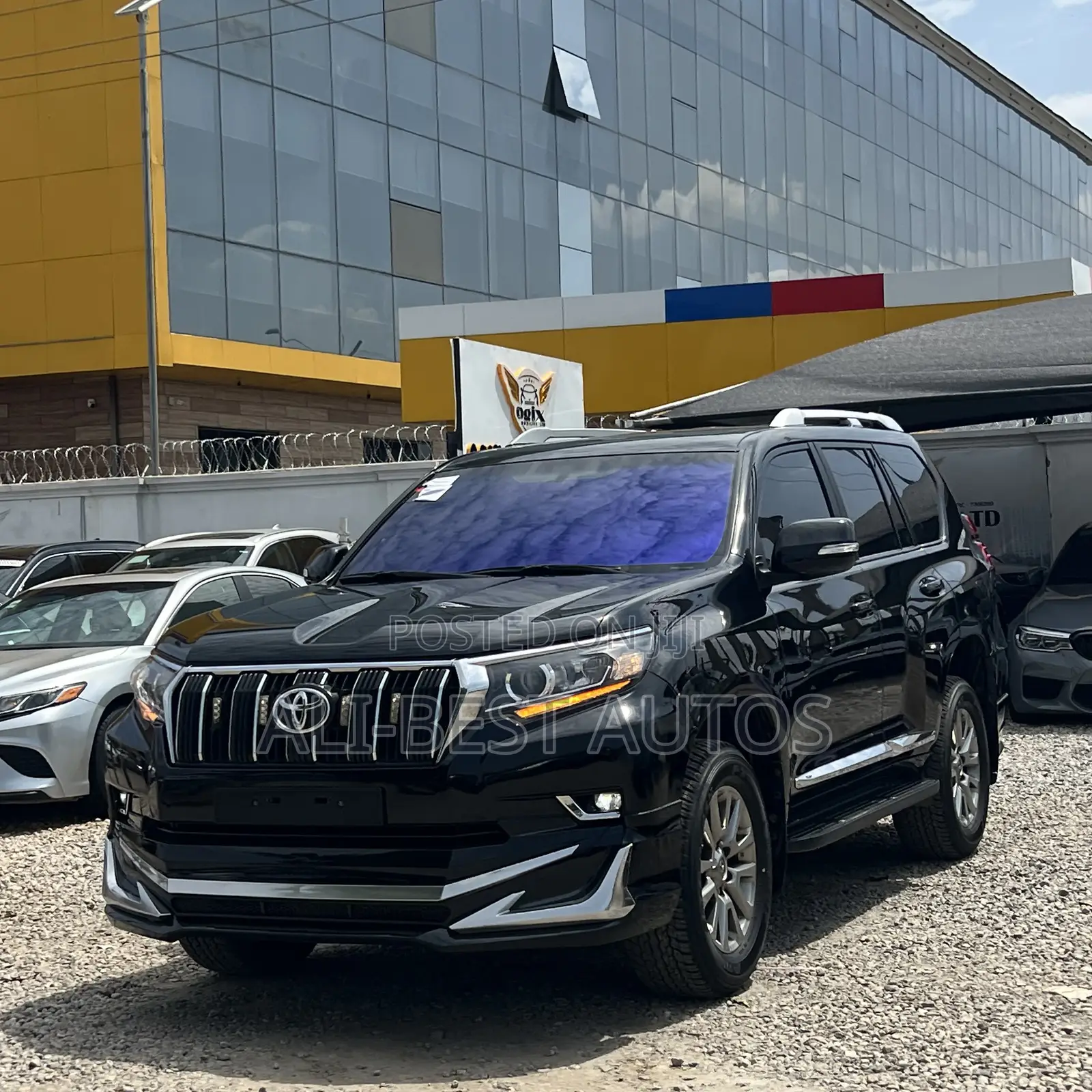 Toyota Land Cruiser Prado 2021 Black