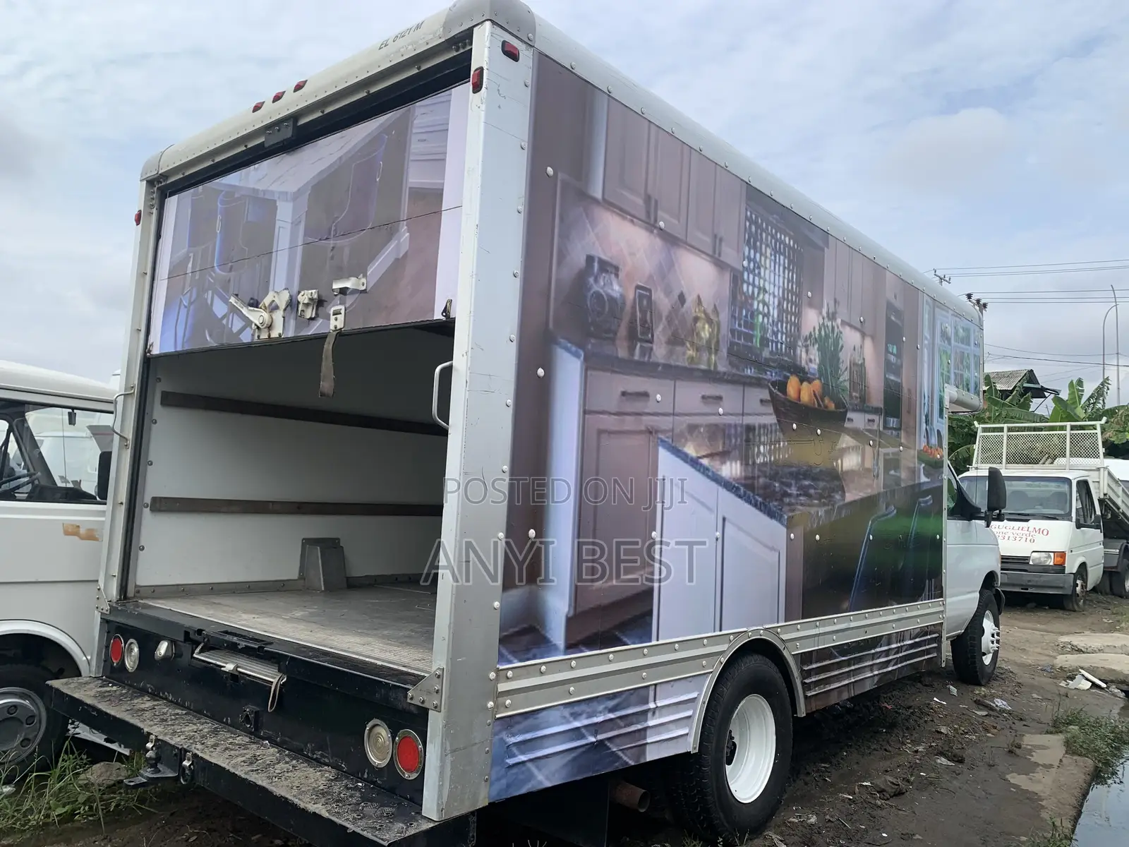 Ford Truck E250
