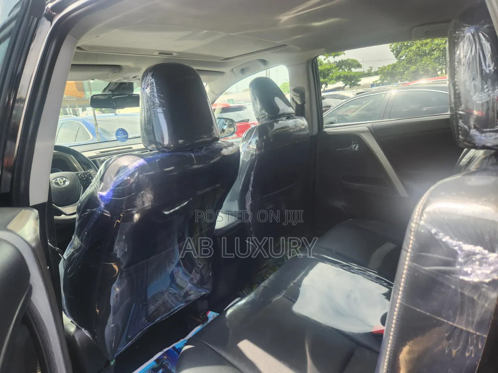 Toyota RAV4 Limited AWD (2.5L 4cyl 6A) 2017 Black