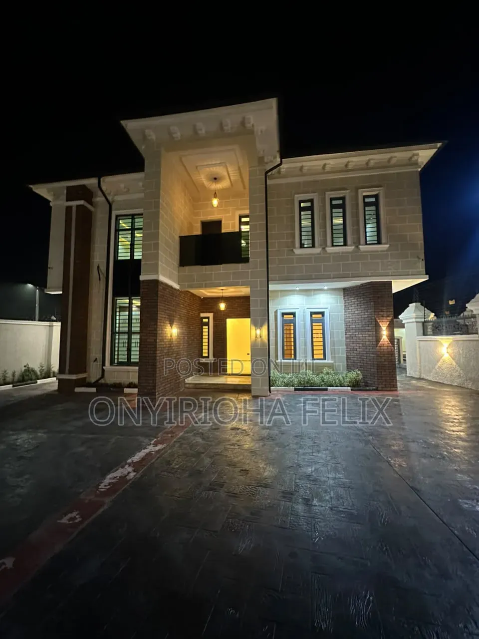5bdrm Duplex in Karsana for sale